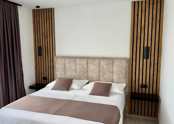 Modern Ina With Heated Pool & Sea View In Villa *